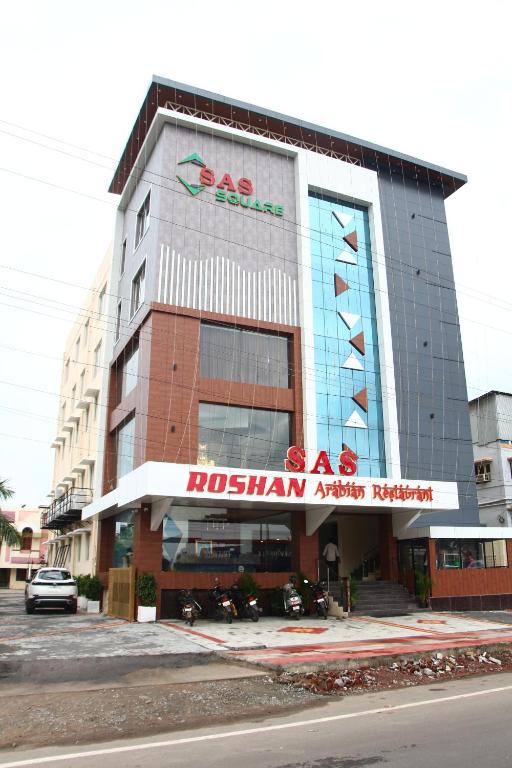SAS SQUARE